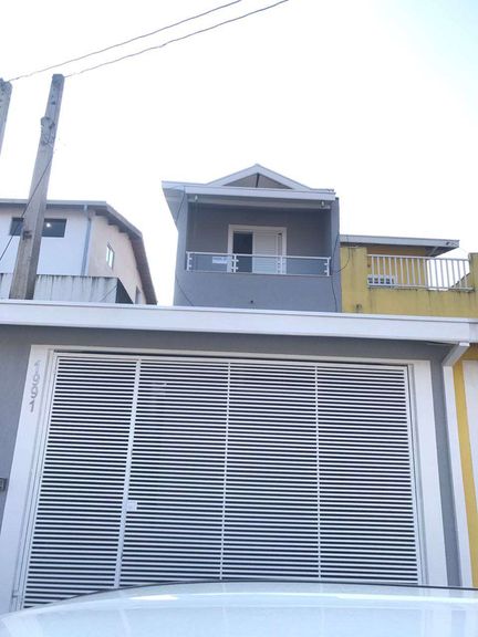 Sobrado com 3 Quartos à Venda, 180 m² em Jardim Das Indústrias - São José Dos Campos