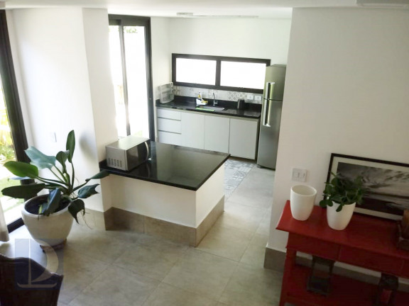Imagem Casa de Condomínio à Venda, 172 m² em Camburi - São Sebastião