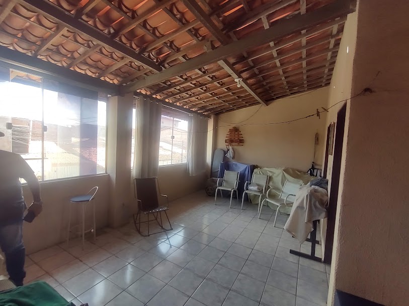 Imagem Casa com 4 Quartos à Venda, 220 m²em Passaré - Fortaleza