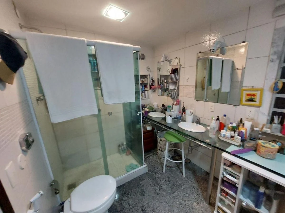 Imagem Casa com 5 Quartos à Venda, 240 m²em Maravista - Niterói