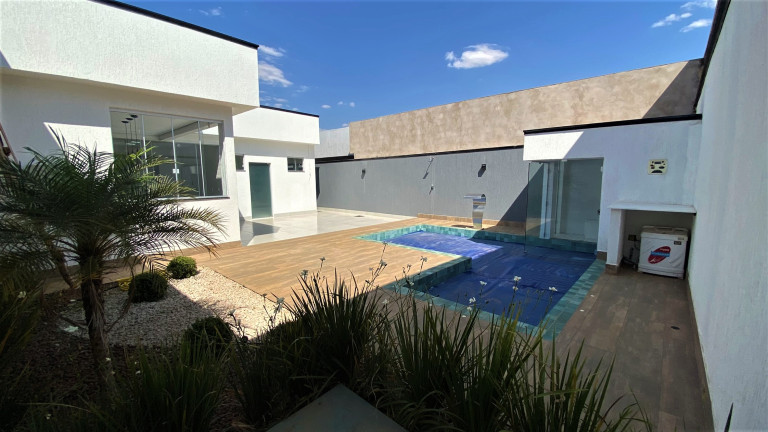 Imagem Casa de Condomínio com 4 Quartos à Venda,  em Setor Habitacional Vicente Pires - Brasília