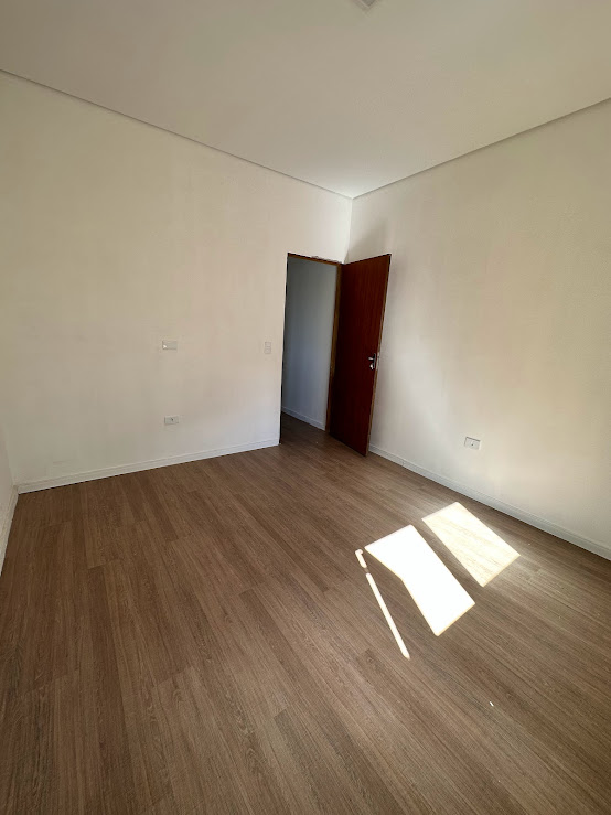 Imagem Sobrado com 4 Quartos à Venda, 220 m²em Campos de São José - São José dos Campos