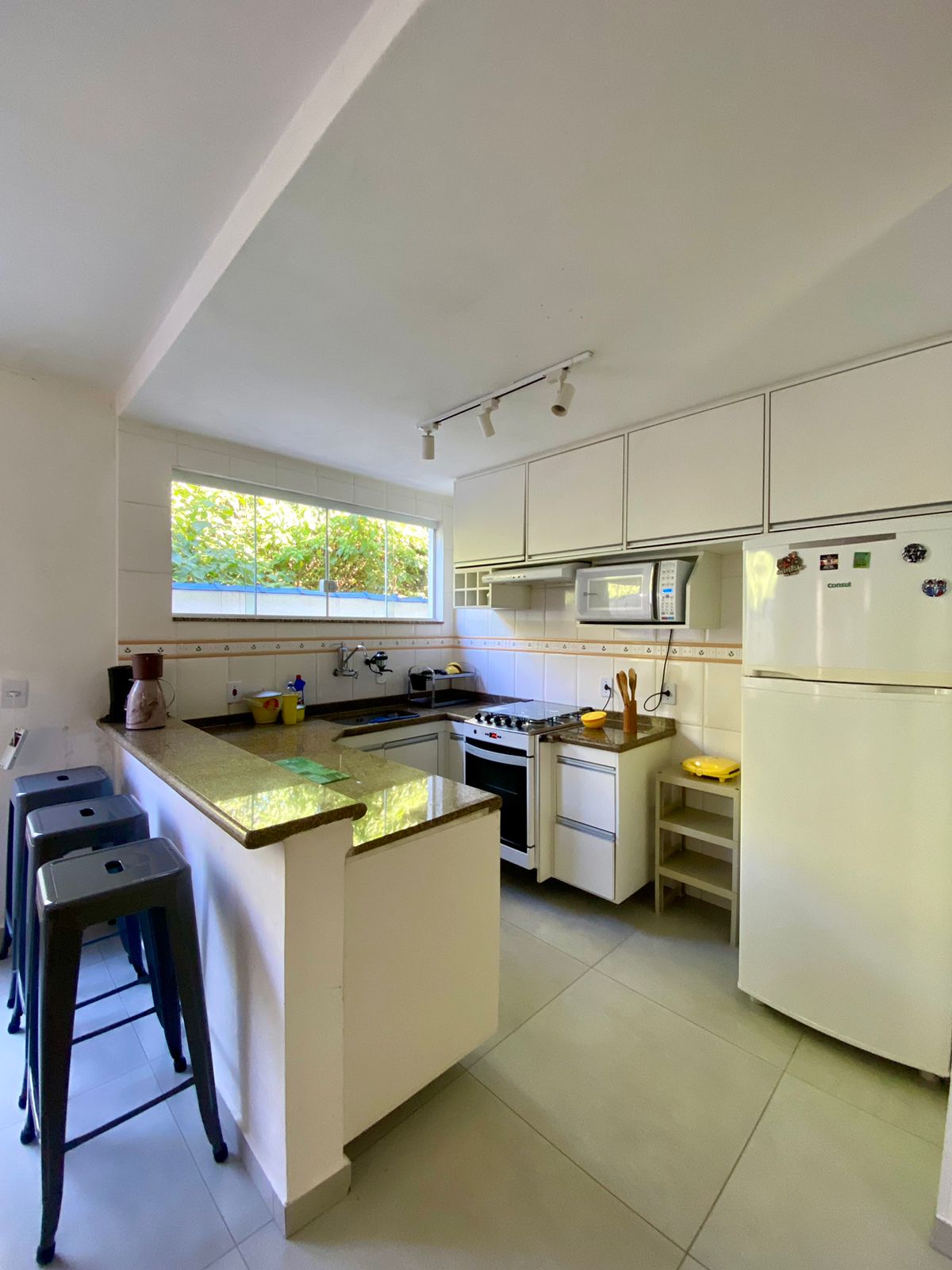 Imagem Casa de Condomínio com 4 Quartos à Venda, 160 m²em Massaguaçu - Caraguatatuba Imagem Casa de Condomínio com 4 Quartos à Venda, 160 m²em Massaguaçu - Caraguatatuba