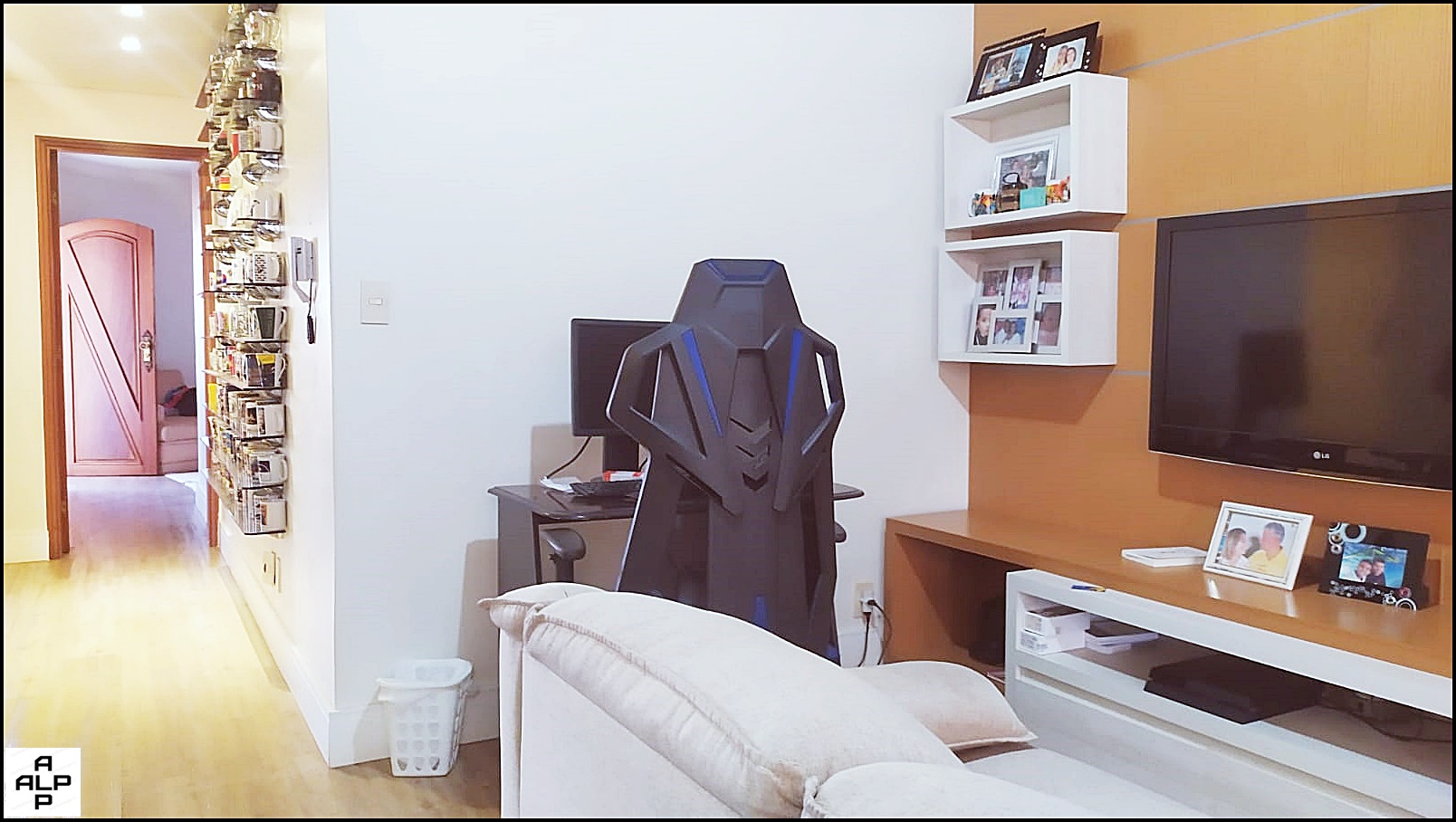 Imagem Sobrado com 4 Quartos à Venda, 250 m²em Taguatinga Sul (Taguatinga) - Brasília