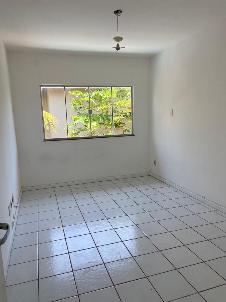 Imagem Casa com 3 Quartos para Alugar, em Miragem - Lauro de Freitas