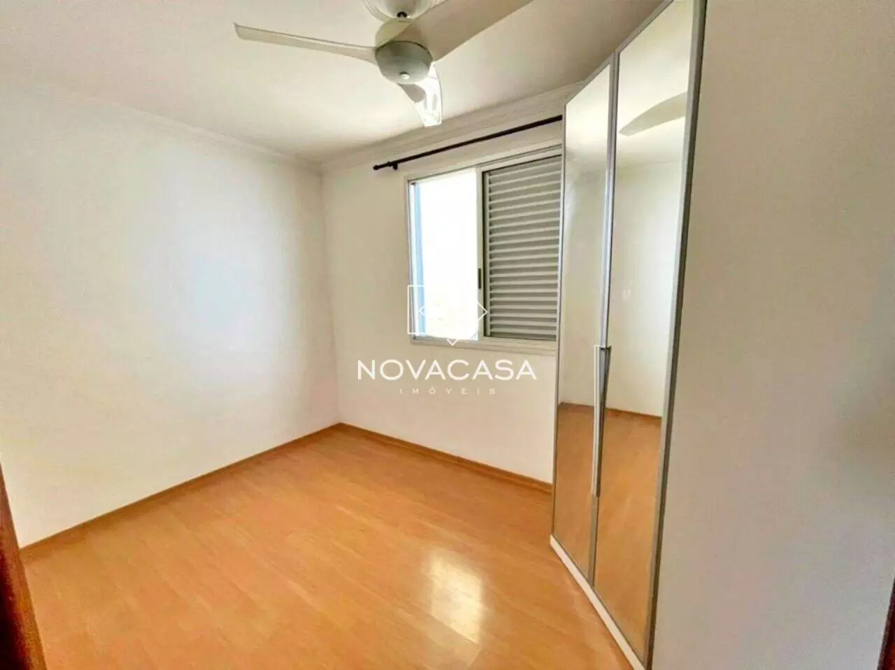 Imagem Casa com 3 Quartos à Venda, 85 m² em Heliópolis - Belo Horizonte Imagem Casa com 3 Quartos à Venda, 85 m² em Heliópolis - Belo Horizonte