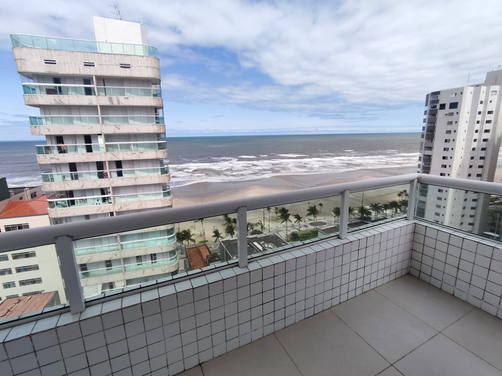 Imagem Apartamento com 3 Quartos à Venda ou Temporada, 94 m²em Aviação - Praia Grande Imagem Apartamento com 3 Quartos à Venda ou Temporada, 94 m²em Aviação - Praia Grande