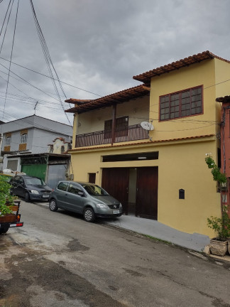 Casa de Vila com 4 Quartos à Venda, 184 m² em Brasilândia - São Gonçalo