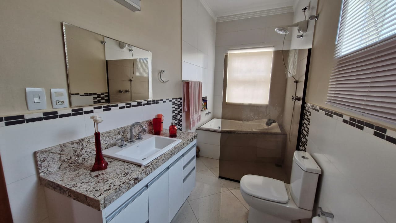 Imagem Casa de Condomínio com 4 Quartos à Venda, 500 m²em Piracangaguá - Taubaté Imagem Casa de Condomínio com 4 Quartos à Venda, 500 m²em Piracangaguá - Taubaté