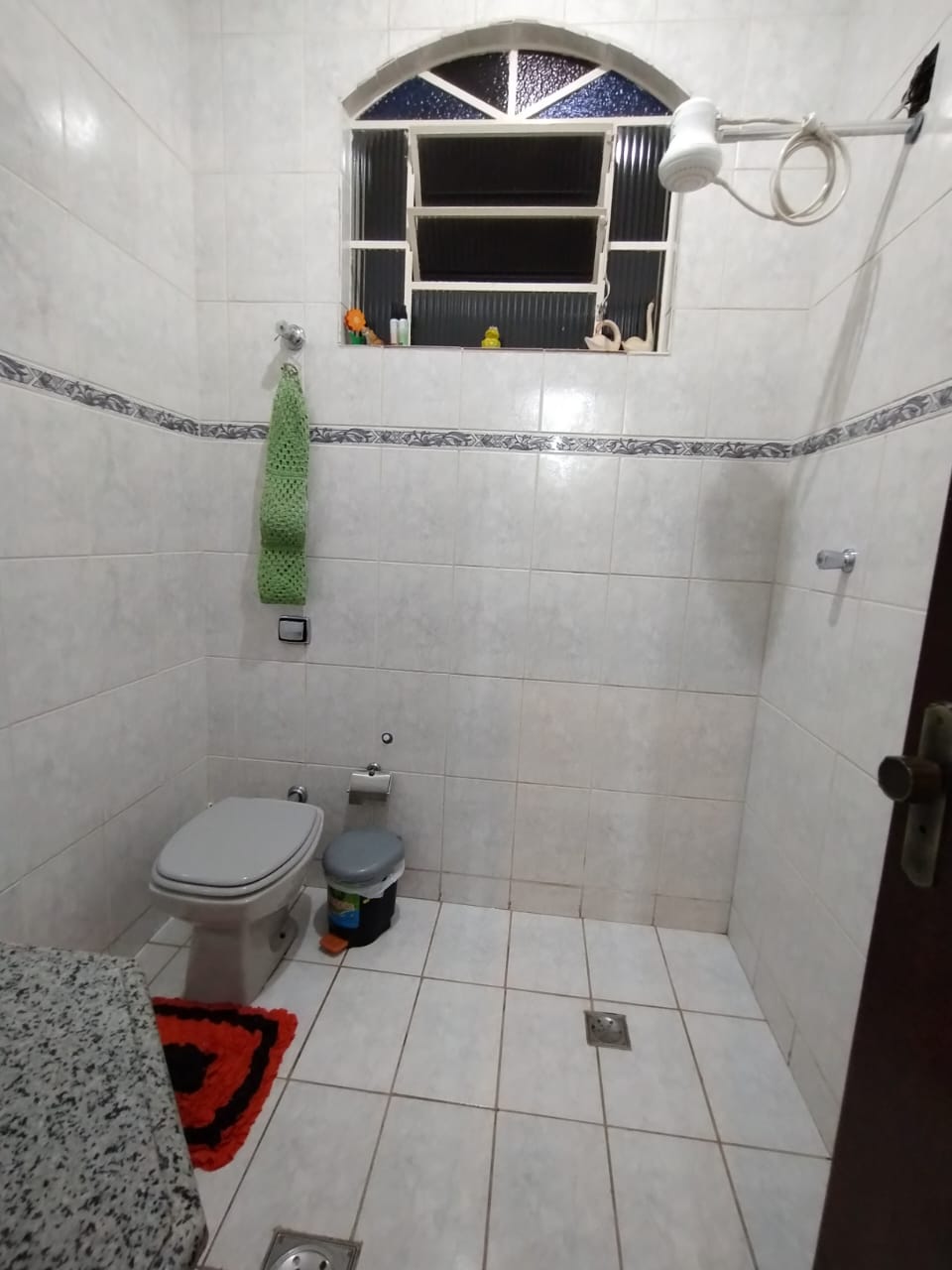 Imagem Casa com 3 Quartos à Venda, 486 m² em Sevilha (2ª Seção) - Ribeirão das Neves