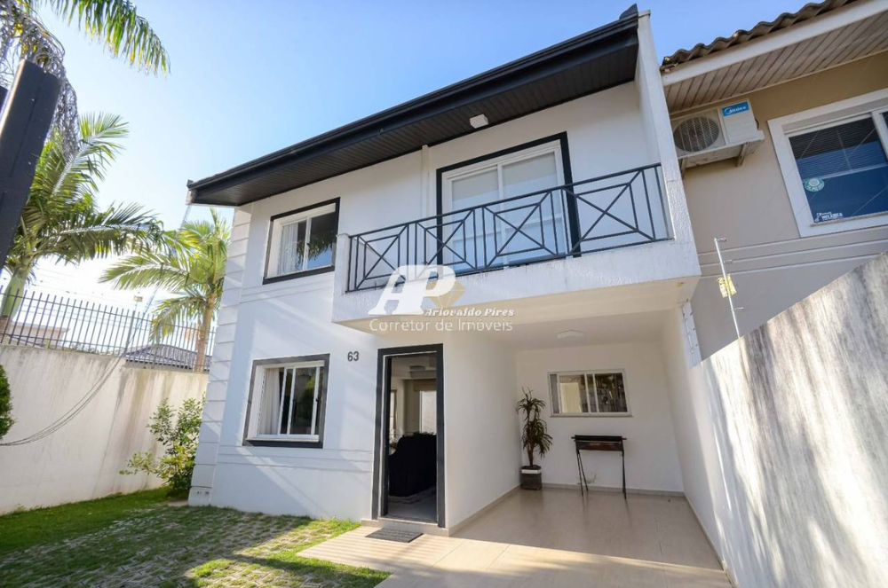 Sobrado com 3 Quartos à Venda, 111 m²em Estrela - Ponta Grossa