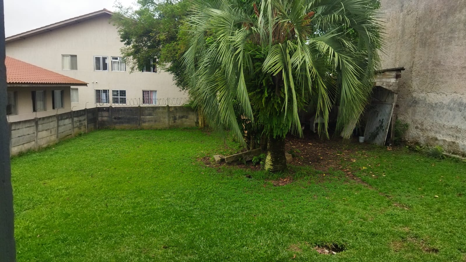 Imagem Terreno à Venda, 600 m²em Boqueirão - Curitiba