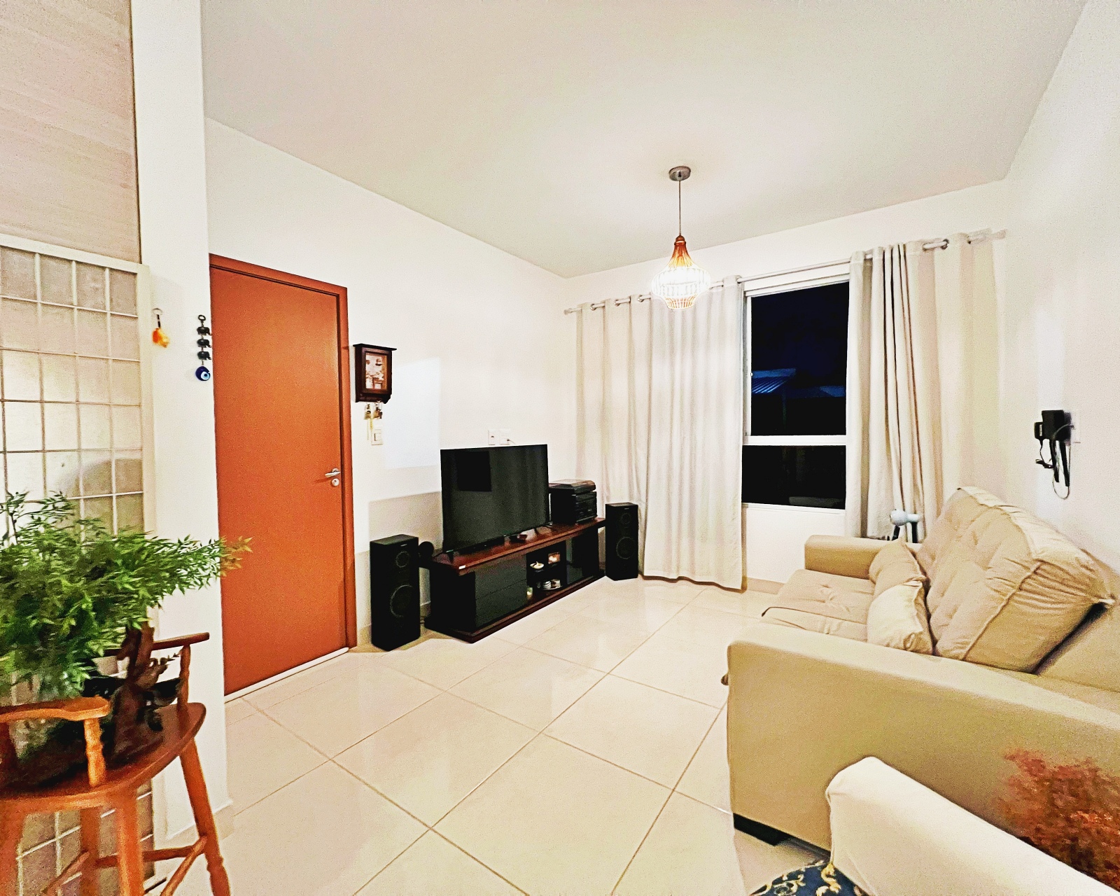 Imagem Casa de Condomínio com 2 Quartos à Venda, 74 m²em Flores - Manaus