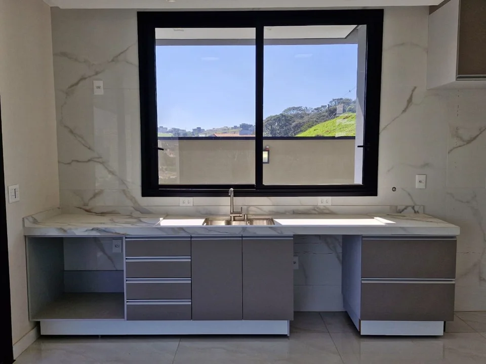 Imagem Casa de Condomínio com 3 Quartos à Venda, 340 m²em Loteamento Residencial e Comercial Horto Florestal - Jundiaí Imagem Casa de Condomínio com 3 Quartos à Venda, 340 m²em Loteamento Residencial e Comercial Horto Florestal - Jundiaí