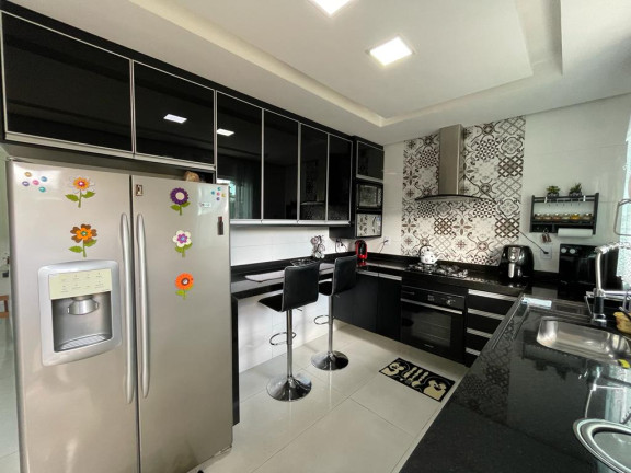 Imagem Casa de Condomínio com 2 Quartos à Venda, 190 m² em Campo Grande - Rio de Janeiro Imagem Casa de Condomínio com 2 Quartos à Venda, 190 m² em Campo Grande - Rio de Janeiro