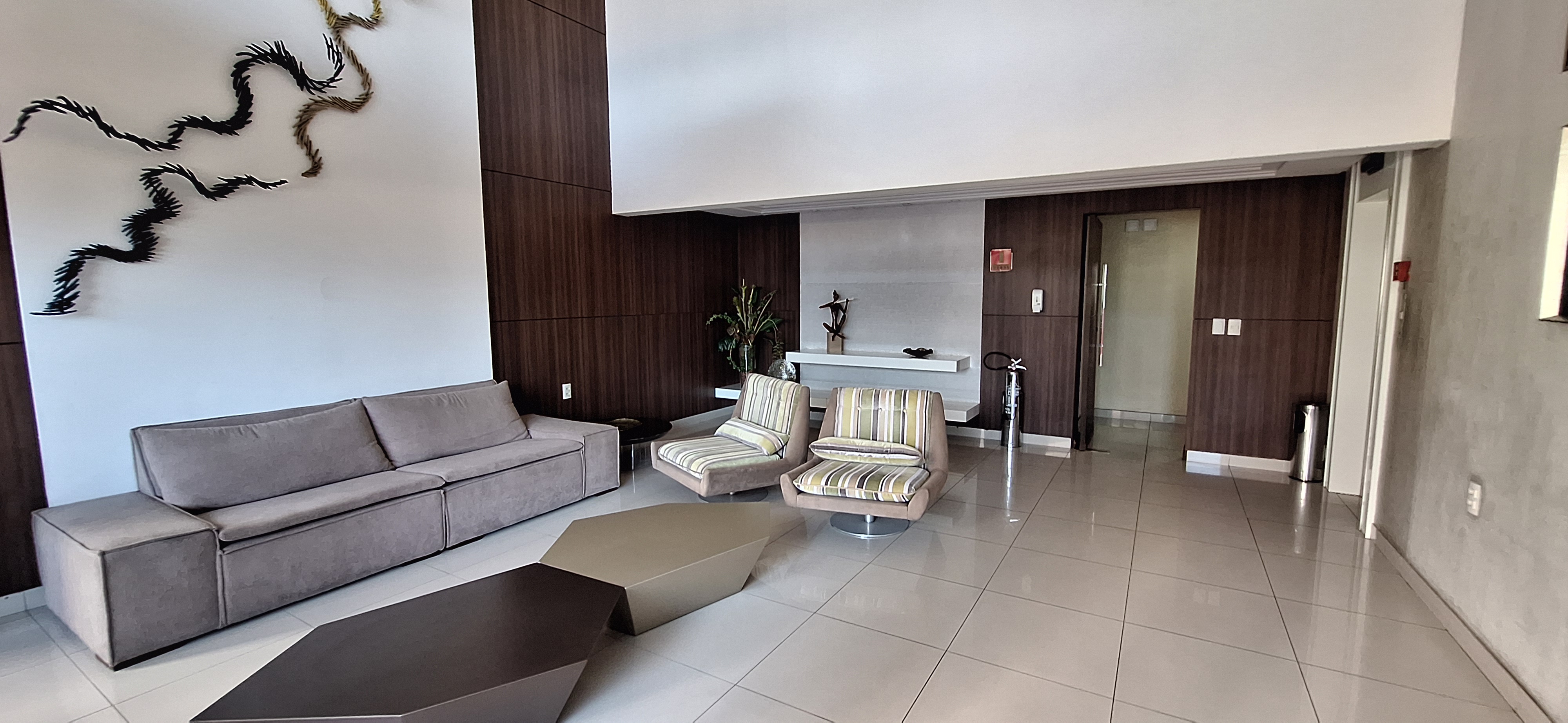 Imagem Apartamento com 4 Quartos à Venda, 225 m²em Meireles - Fortaleza Imagem Apartamento com 4 Quartos à Venda, 225 m²em Meireles - Fortaleza