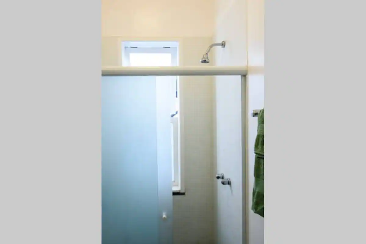 Imagem Casa com 4 Quartos à Venda, 256 m²em Glória - Rio de Janeiro Imagem Casa com 4 Quartos à Venda, 256 m²em Glória - Rio de Janeiro