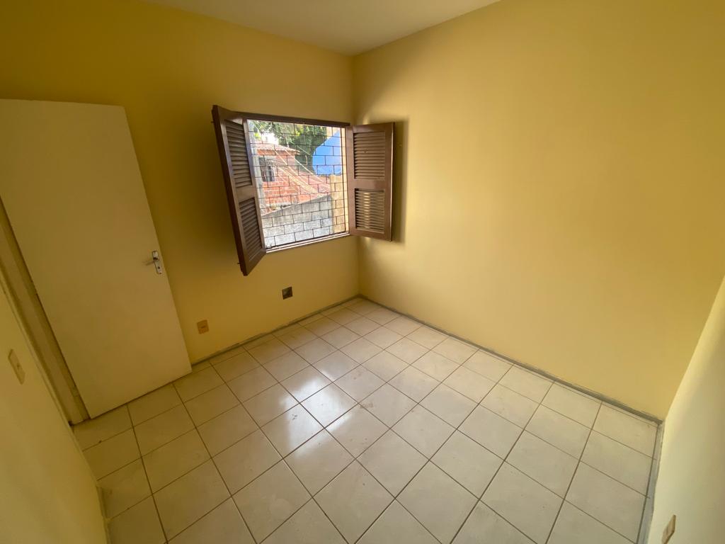 Imagem Apartamento com 2 Quartos à Venda, 54 m²em Maraponga - Fortaleza