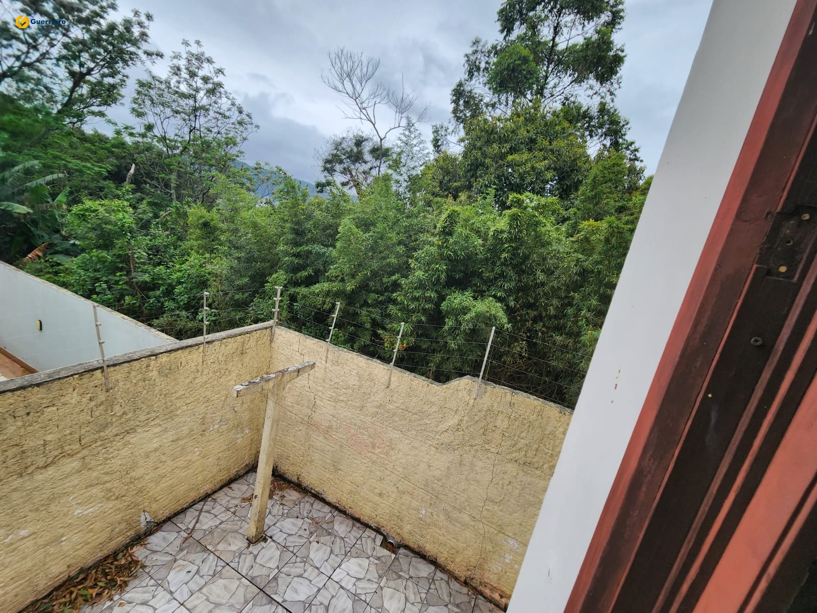 Imagem Casa com 3 Quartos à Venda, 190 m² em Trindade - Florianópolis Imagem Casa com 3 Quartos à Venda, 190 m² em Trindade - Florianópolis