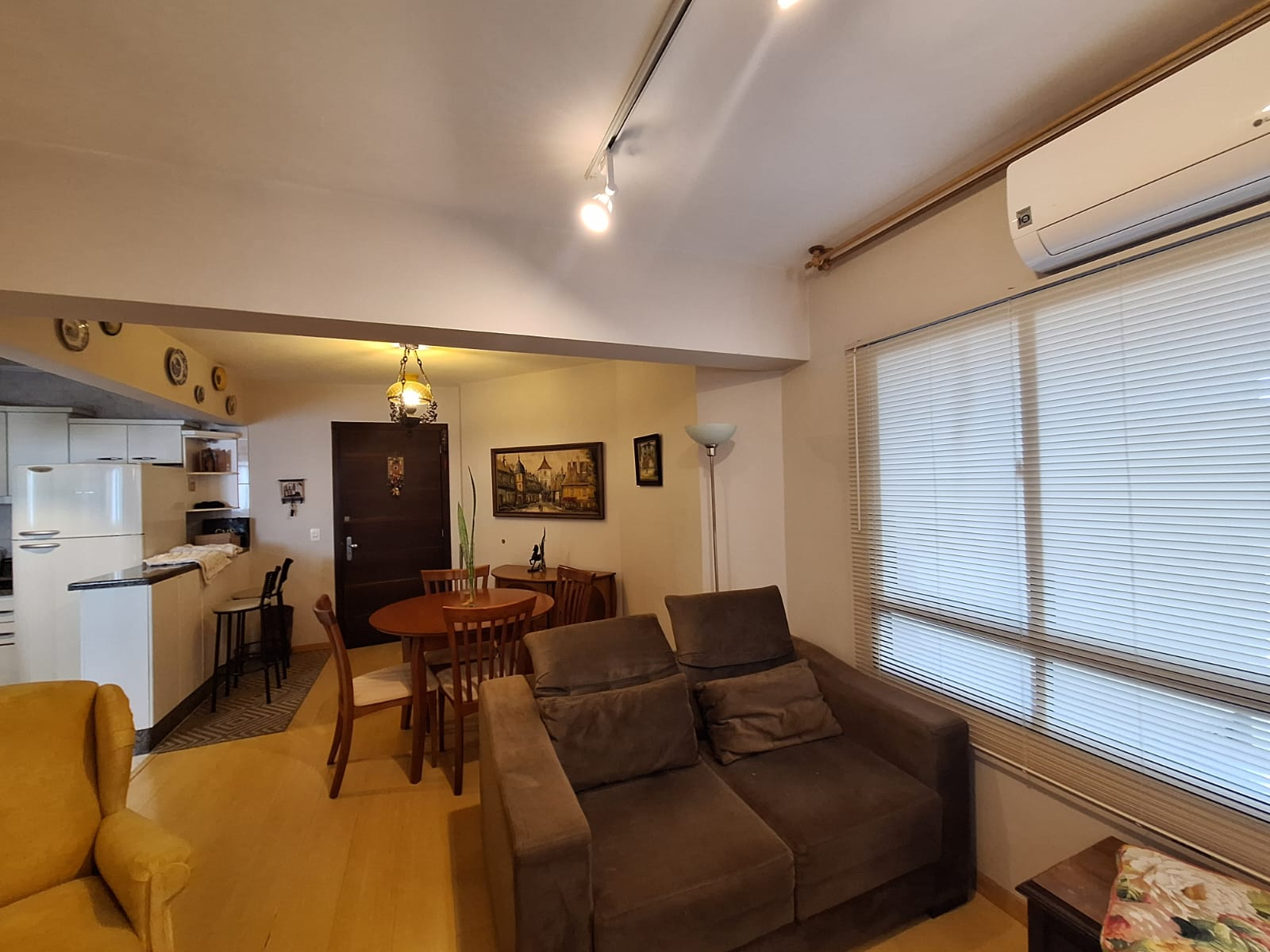 Imagem Apartamento com 2 Quartos à Venda, 76 m² em Centro - Caxias do Sul Imagem Apartamento com 2 Quartos à Venda, 76 m² em Centro - Caxias do Sul