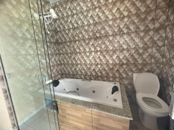 Imagem Casa com 5 Quartos à Venda, em Mariluz - Itapoá Imagem Casa com 5 Quartos à Venda, em Mariluz - Itapoá