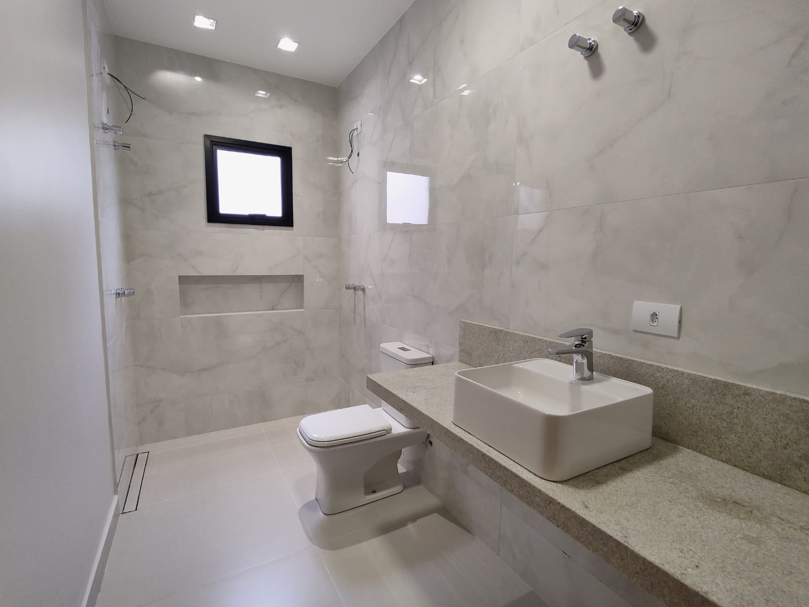 Imagem Casa com 3 Quartos à Venda, 148 m²em Jardim Tarumã - Londrina