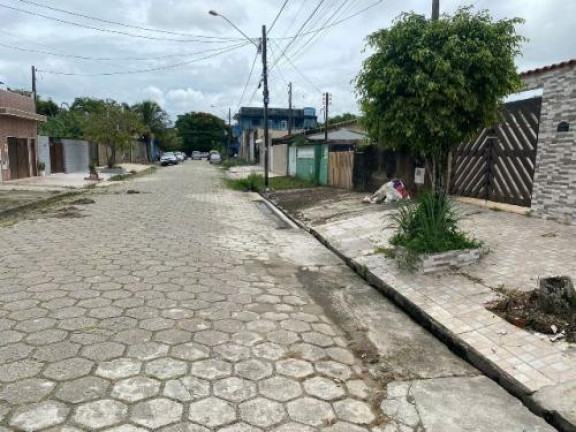 Imagem Casa com 2 Quartos à Venda, 70 m² em Balneário Gaivota - Itanhaém