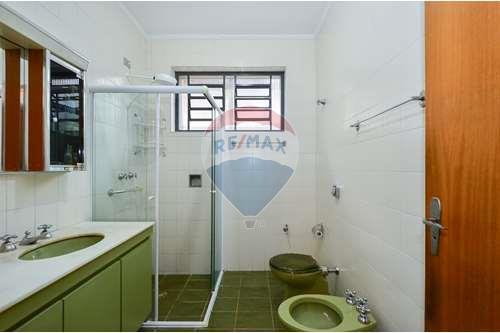 Imagem Sobrado com 3 Quartos à Venda, 351 m²em Jardim Esplanada II - São José dos Campos Imagem Sobrado com 3 Quartos à Venda, 351 m²em Jardim Esplanada II - São José dos Campos