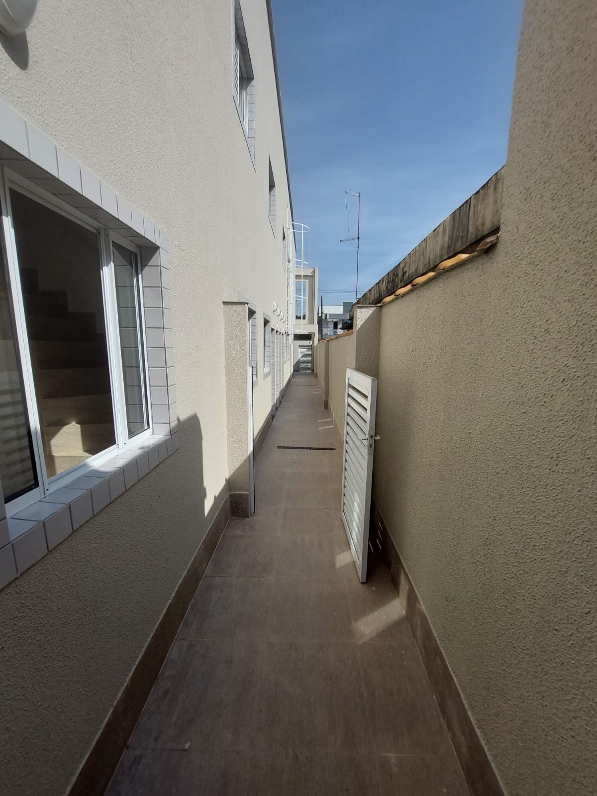 Imagem Casa de Condomínio com 2 Quartos à Venda, 50 m²em Melvi - Praia Grande