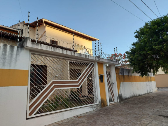 Imagem Casa com 4 Quartos à Venda, 272 m² em Capim Macio - Natal Imagem Casa com 4 Quartos à Venda, 272 m² em Capim Macio - Natal