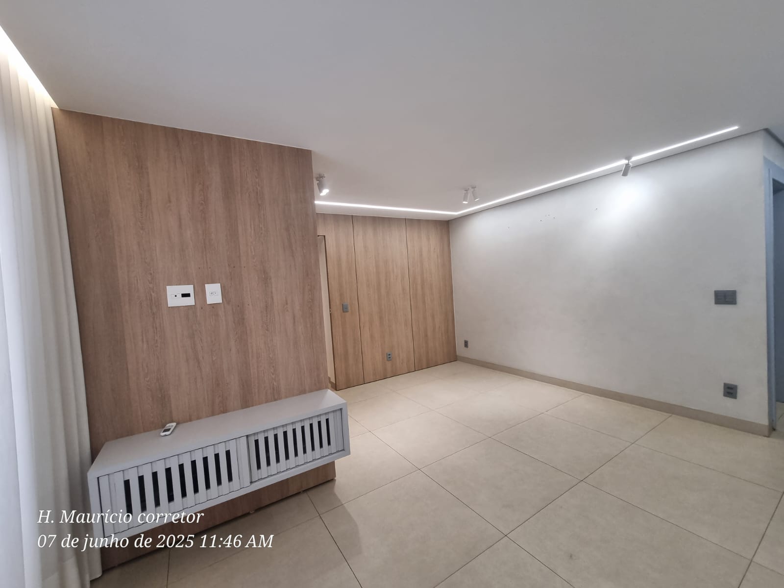 Imagem Apartamento com 2 Quartos à Venda, 72 m² em Jardim Goiás - Goiânia Imagem Apartamento com 2 Quartos à Venda, 72 m² em Jardim Goiás - Goiânia