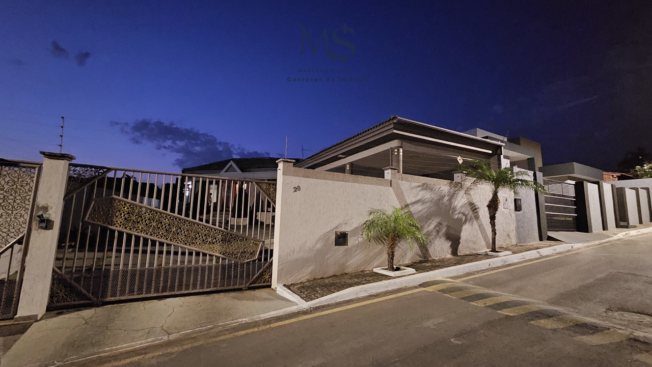 Imagem Casa de Condomínio com 5 Quartos à Venda, 800 m² em Setor Habitacional Vicente Pires - Trecho 3 - Brasília Imagem Casa de Condomínio com 5 Quartos à Venda, 800 m² em Setor Habitacional Vicente Pires - Trecho 3 - Brasília