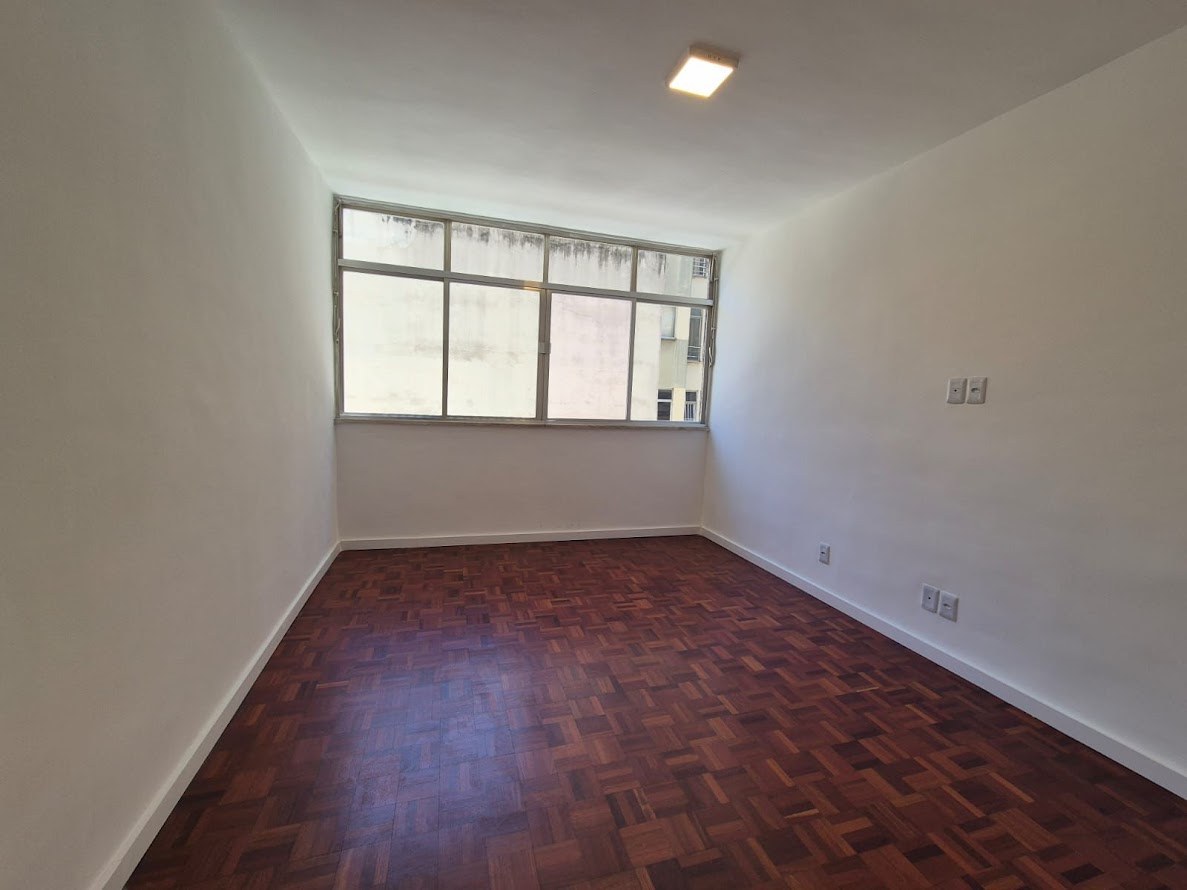 Imagem Apartamento com 3 Quartos à Venda, 70 m² em Icaraí - Niterói Imagem Apartamento com 3 Quartos à Venda, 70 m² em Icaraí - Niterói