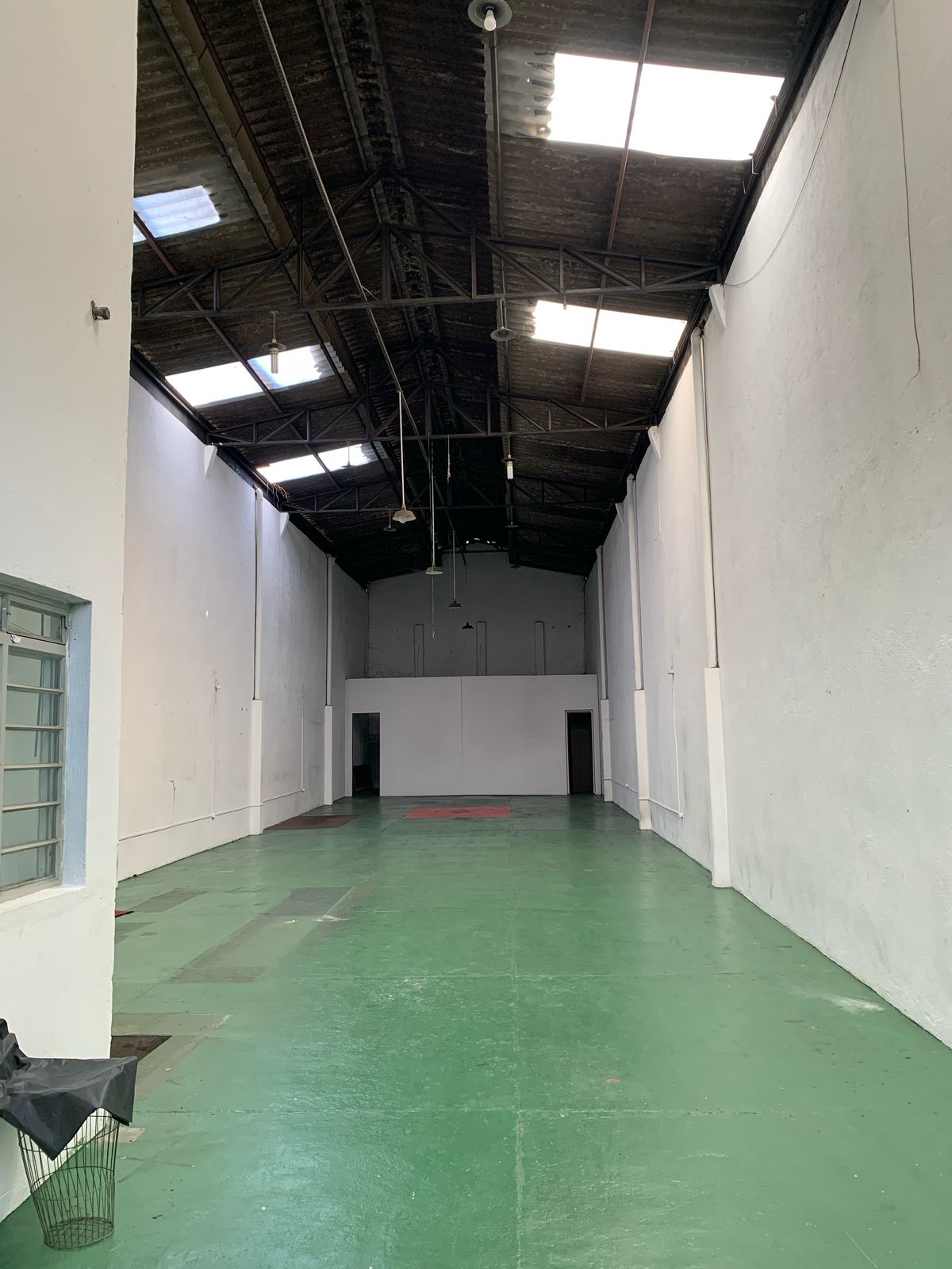 Imagem Galpão à Venda, 241 m² em Vila Anastácio - São Paulo Imagem Galpão à Venda, 241 m² em Vila Anastácio - São Paulo
