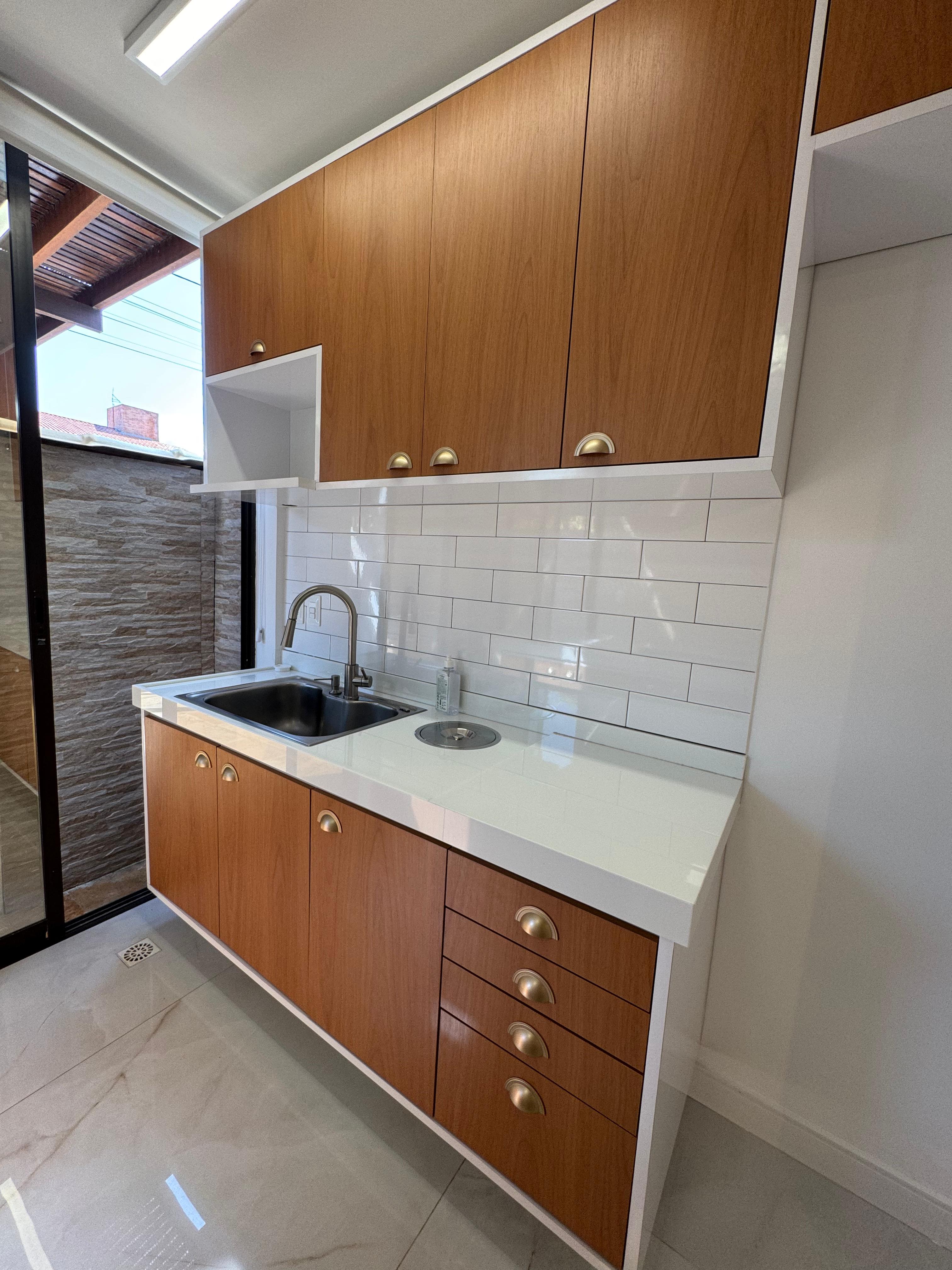 Imagem Casa de Condomínio com 2 Quartos à Venda, 82 m² em PORTO DAS DUNAS - Aquiraz Imagem Casa de Condomínio com 2 Quartos à Venda, 82 m² em PORTO DAS DUNAS - Aquiraz