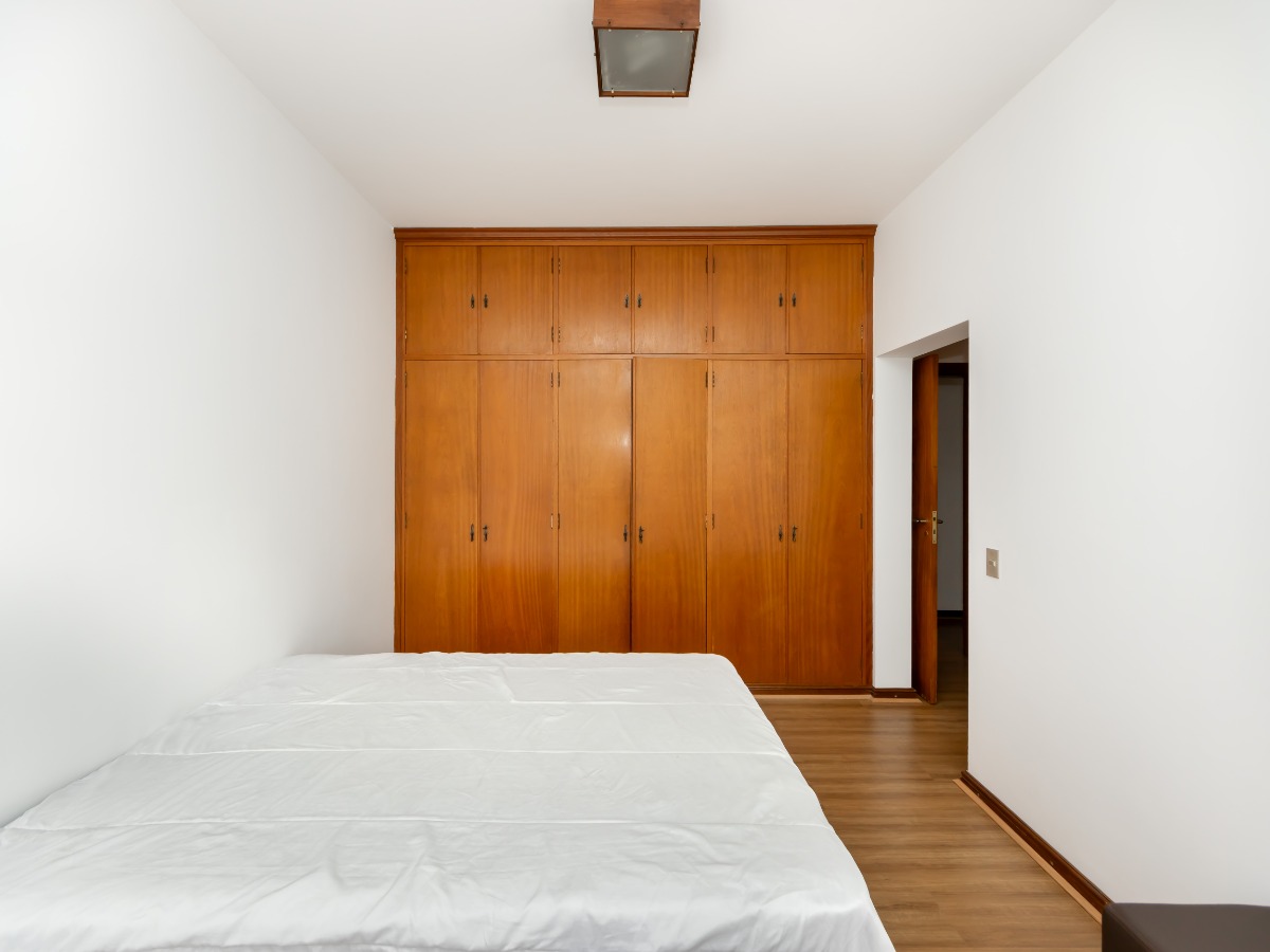 Imagem Apartamento com 4 Quartos à Venda, 244 m² em Vila Uberabinha - São Paulo
