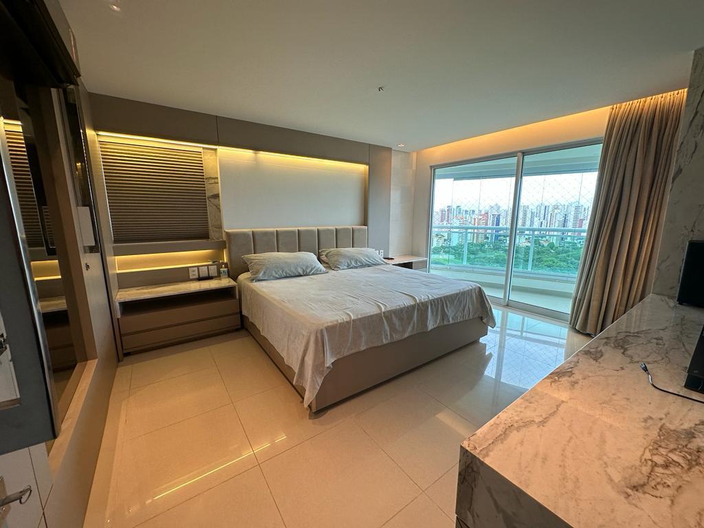 Imagem Apartamento com 3 Quartos à Venda, 230 m²em Cocó - Fortaleza