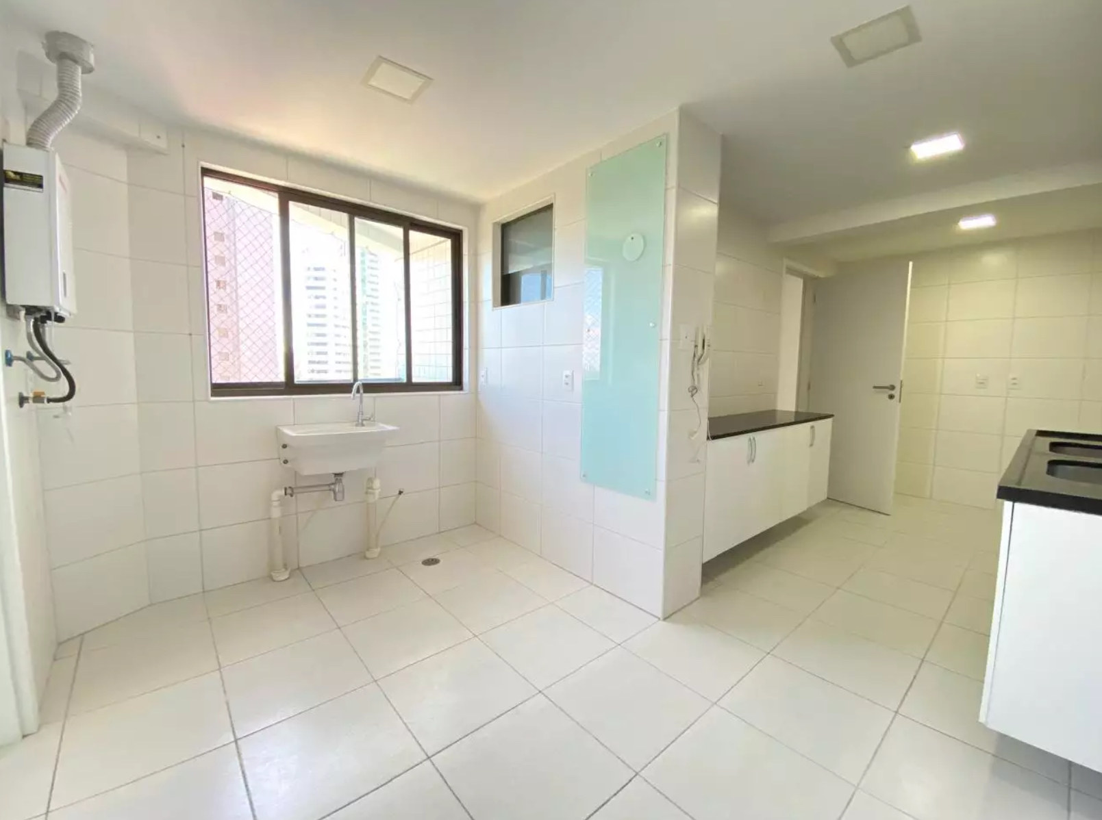 Imagem Apartamento com 4 Quartos à Venda, 138 m²em Boa Viagem - Recife