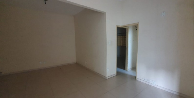 Imagem Casa com 2 Quartos à Venda, 163 m² em Centro - Cruzeiro Imagem Casa com 2 Quartos à Venda, 163 m² em Centro - Cruzeiro