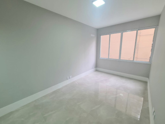 Imagem Apartamento com 3 Quartos à Venda,  em Copacabana - Rio de Janeiro