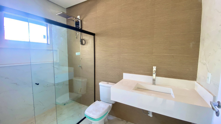 Imagem Casa de Condomínio com 4 Quartos à Venda,  em Setor Habitacional Vicente Pires - Brasília