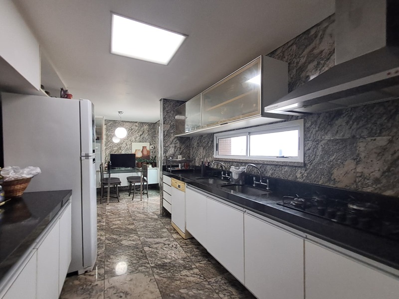 Imagem Cobertura com 4 Quartos à Venda, 518 m² em Meireles - Fortaleza