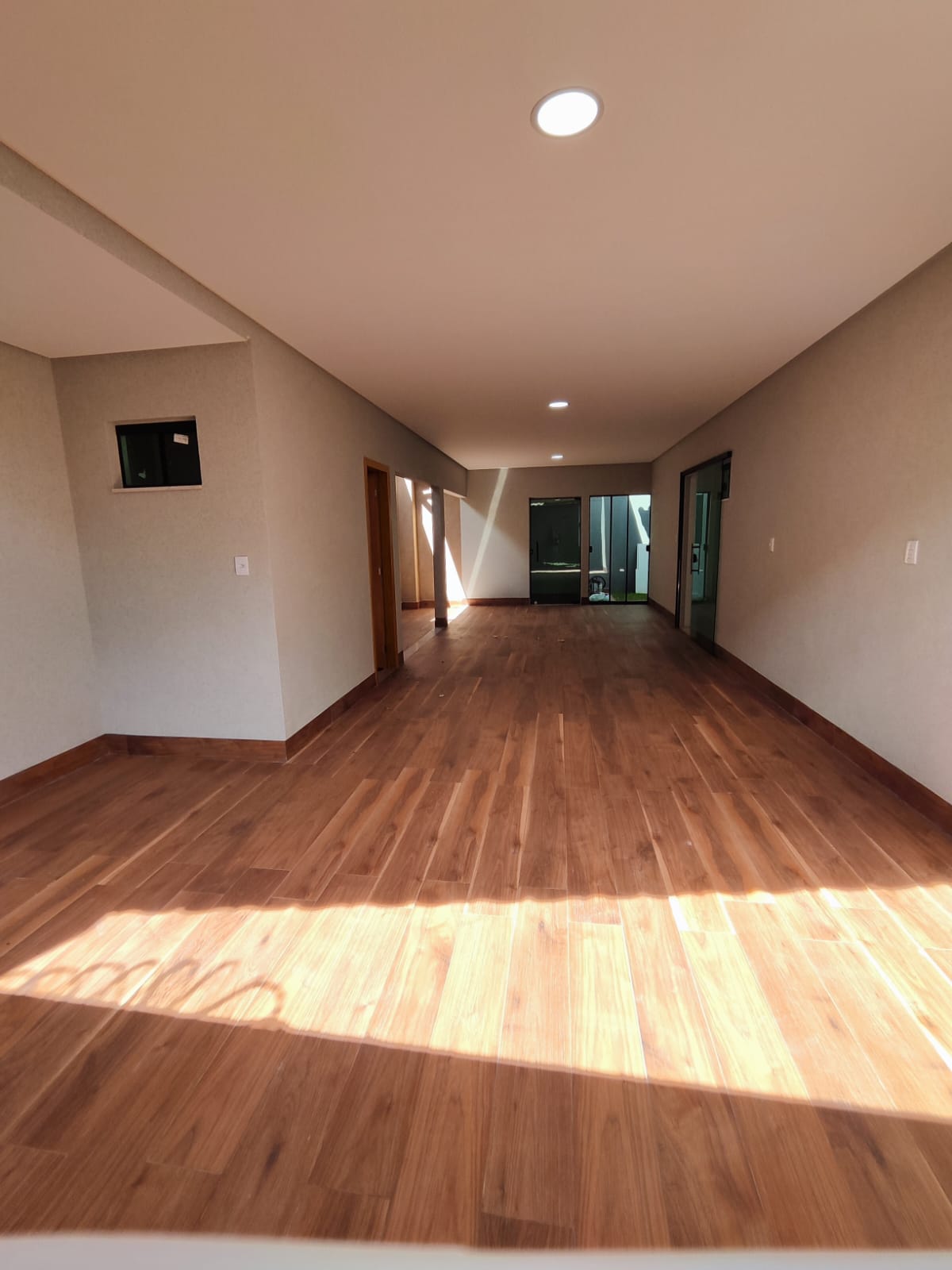 Imagem Casa com 3 Quartos à Venda, 245 m²em Vila Concórdia - Goiânia Imagem Casa com 3 Quartos à Venda, 245 m²em Vila Concórdia - Goiânia