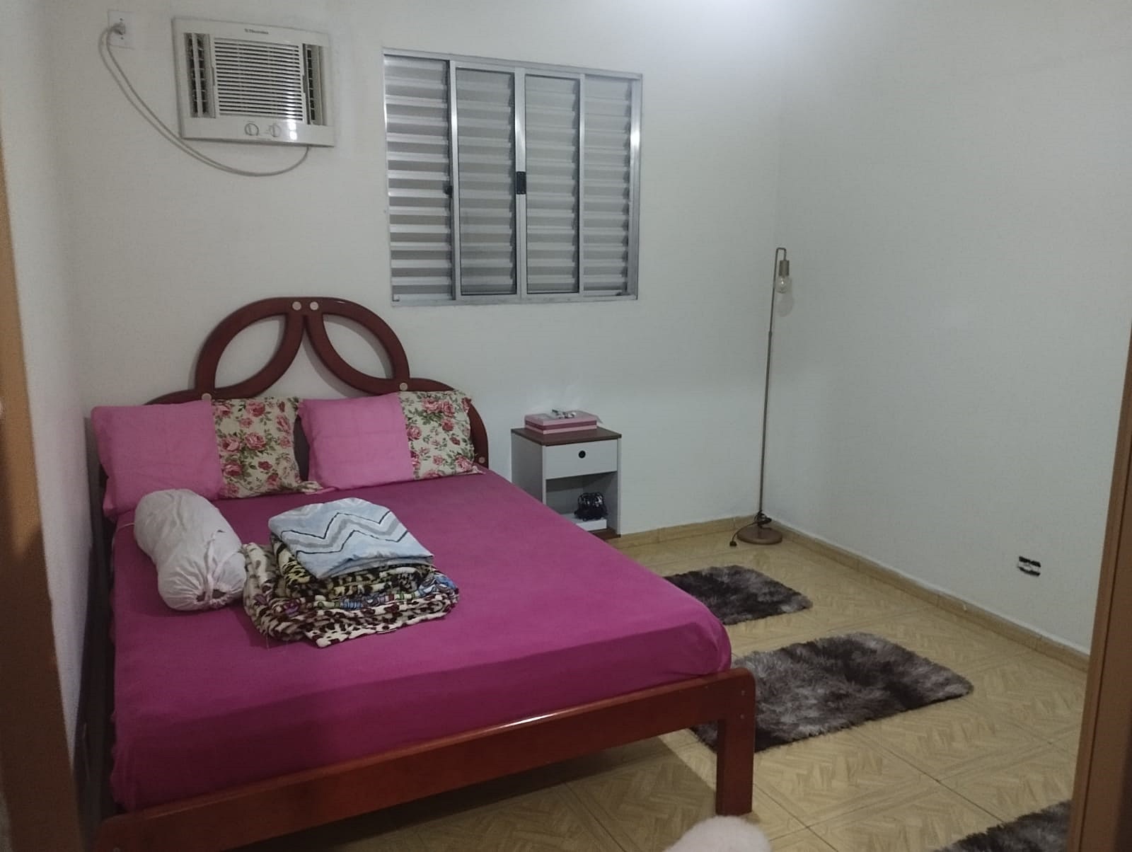 Imagem Casa com 3 Quartos à Venda, 116 m²em Vila Cascatinha - São Vicente