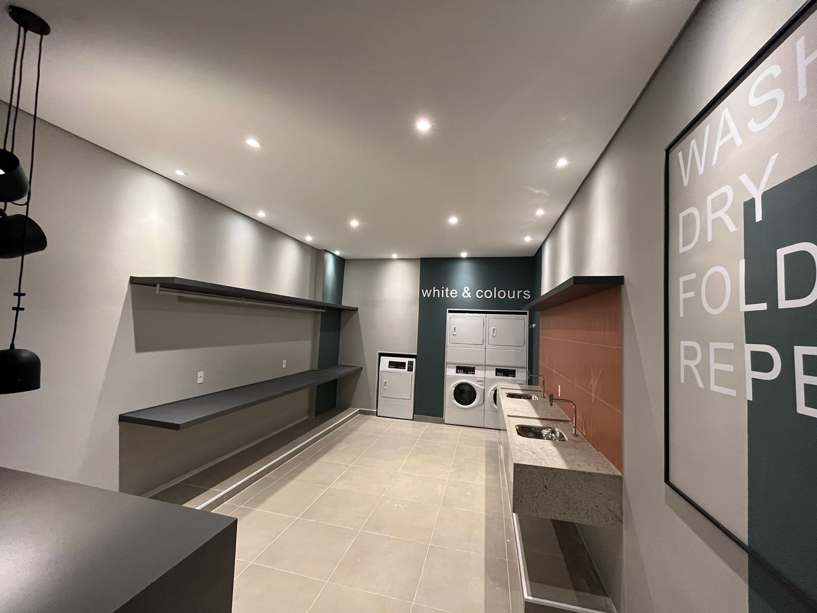 Imagem Flat com 1 Quarto à Venda, 30 m²em Ipiranga - São Paulo Imagem Flat com 1 Quarto à Venda, 30 m²em Ipiranga - São Paulo