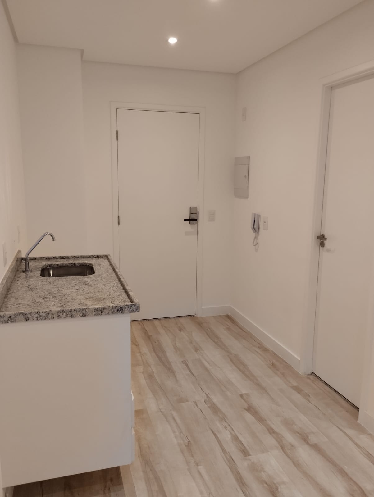 Imagem Apartamento com 1 Quarto para Alugar, 21 m² em República - São Paulo