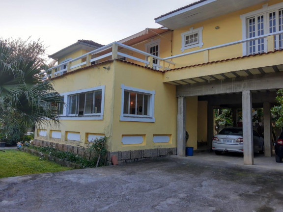 Imagem Casa com 7 Quartos à Venda, 200 m² em Nogueira - Petrópolis