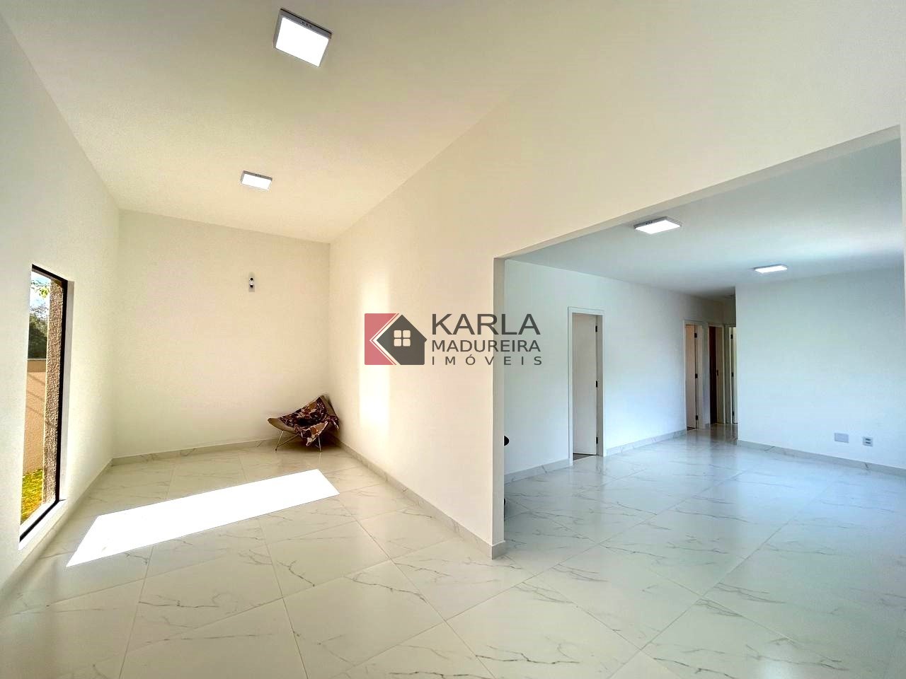 Imagem Casa de Condomínio com 4 Quartos à Venda, 183 m²em Estância das Petúnias - Lagoa Santa Imagem Casa de Condomínio com 4 Quartos à Venda, 183 m²em Estância das Petúnias - Lagoa Santa