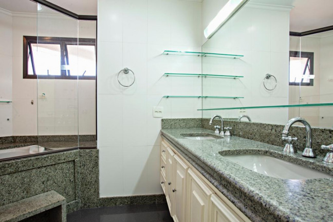 Imagem Apartamento com 4 Quartos à Venda, 247 m² em Moema - São Paulo