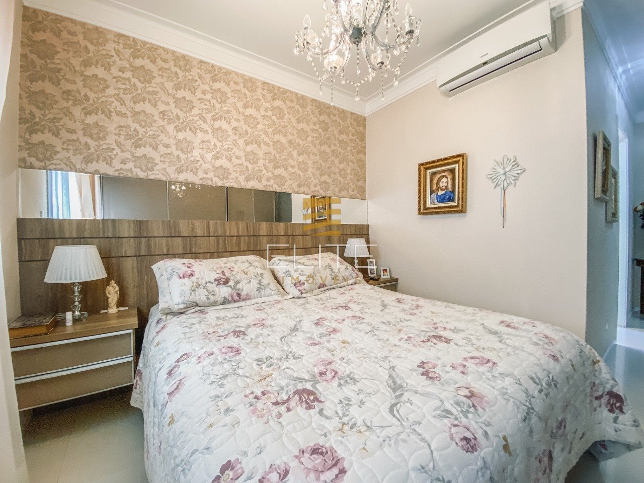 Imagem Apartamento com 4 Quartos à Venda, 153 m²em Campinas - São José